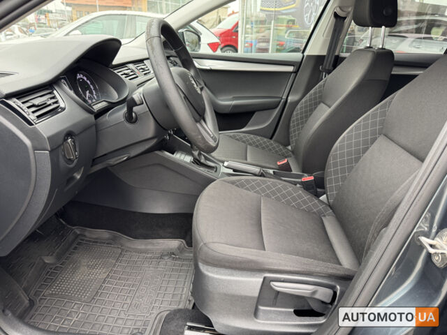 Шкода Октавия 2019 в Киеве на Automoto.ua Серый Шкода Октавия, объемом двигателя 1.6 л и пробегом 164 тыс. км за 14900 $, фото 2 на Automoto.ua