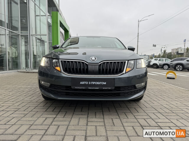 Шкода Октавия 2019 в Киеве на Automoto.ua Серый Шкода Октавия, объемом двигателя 1.6 л и пробегом 164 тыс. км за 14900 $, фото 3 на Automoto.ua
