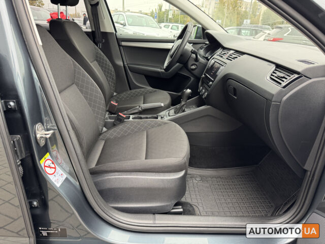 Шкода Октавия 2019 в Киеве на Automoto.ua Серый Шкода Октавия, объемом двигателя 1.6 л и пробегом 164 тыс. км за 14900 $, фото 18 на Automoto.ua