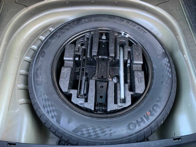 Серый Шкода Октавия, объемом двигателя 2 л и пробегом 194 тыс. км за 20955 $, фото 15 на Automoto.ua