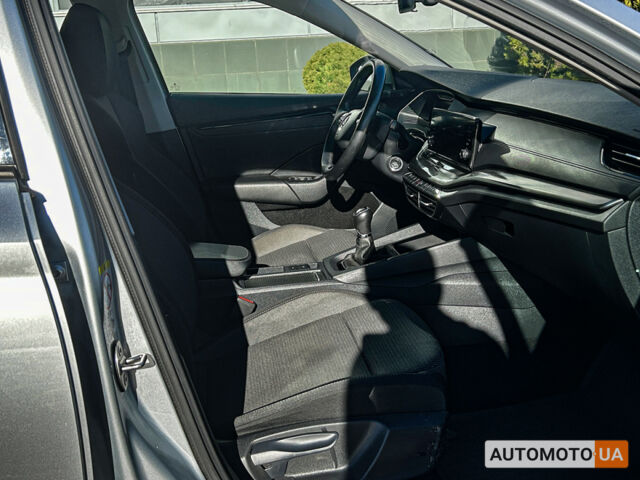 Сірий Шкода Октавія, об'ємом двигуна 1.6 л та пробігом 34 тис. км за 19006 $, фото 13 на Automoto.ua