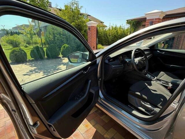 Серый Шкода Октавия, объемом двигателя 0 л и пробегом 69 тыс. км за 22900 $, фото 13 на Automoto.ua