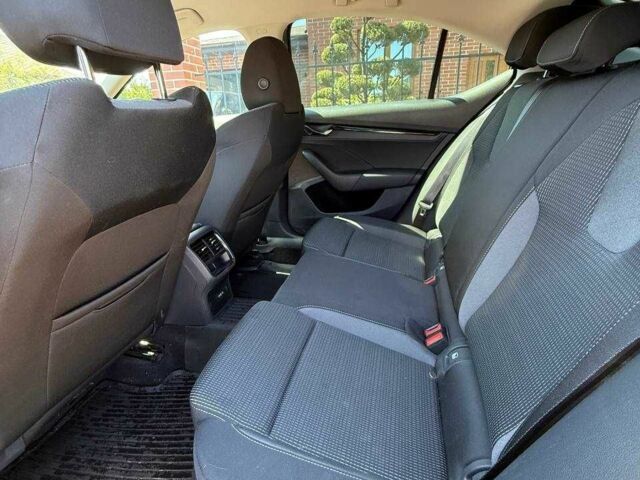 Серый Шкода Октавия, объемом двигателя 0 л и пробегом 69 тыс. км за 22900 $, фото 18 на Automoto.ua