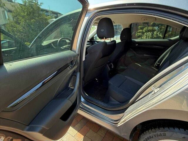 Серый Шкода Октавия, объемом двигателя 0 л и пробегом 69 тыс. км за 22900 $, фото 16 на Automoto.ua