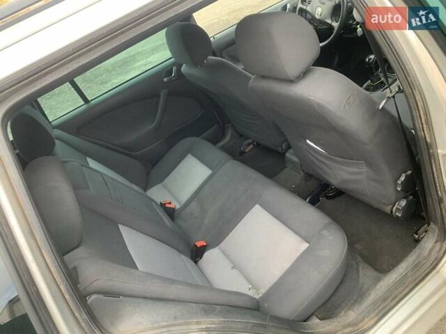 Серый Шкода Октавия, объемом двигателя 1.9 л и пробегом 200 тыс. км за 2150 $, фото 5 на Automoto.ua