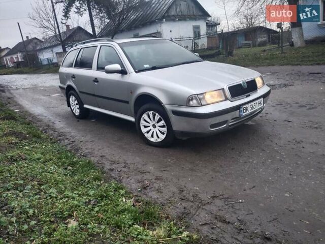 Сірий Шкода Октавія, об'ємом двигуна 1.9 л та пробігом 300 тис. км за 2550 $, фото 1 на Automoto.ua