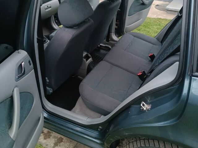 Серый Шкода Октавия, объемом двигателя 1.6 л и пробегом 517 тыс. км за 3000 $, фото 3 на Automoto.ua