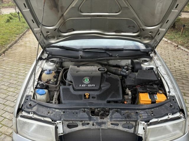 Сірий Шкода Октавія, об'ємом двигуна 1.6 л та пробігом 195 тис. км за 3750 $, фото 5 на Automoto.ua