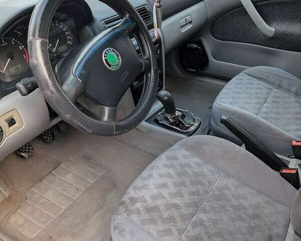 Сірий Шкода Октавія, об'ємом двигуна 1.78 л та пробігом 237 тис. км за 4100 $, фото 12 на Automoto.ua