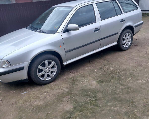 Серый Шкода Октавия, объемом двигателя 1.6 л и пробегом 230 тыс. км за 2800 $, фото 8 на Automoto.ua