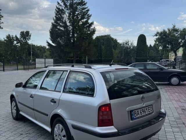 Серый Шкода Октавия, объемом двигателя 1.6 л и пробегом 350 тыс. км за 3250 $, фото 6 на Automoto.ua