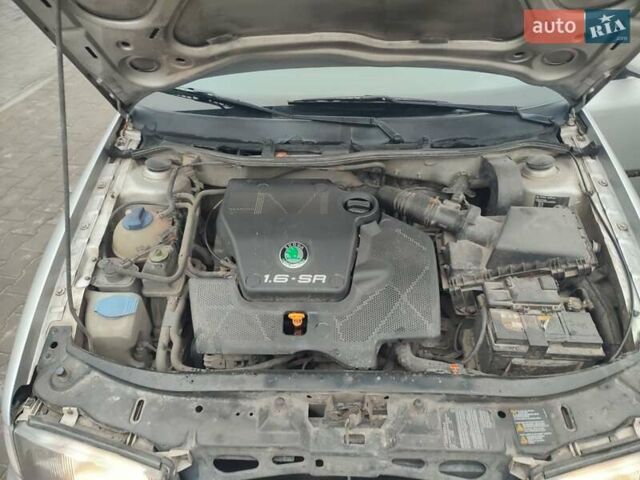 Сірий Шкода Октавія, об'ємом двигуна 1.6 л та пробігом 230 тис. км за 2750 $, фото 11 на Automoto.ua