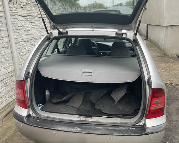 Серый Шкода Октавия, объемом двигателя 1.6 л и пробегом 340 тыс. км за 2999 $, фото 11 на Automoto.ua