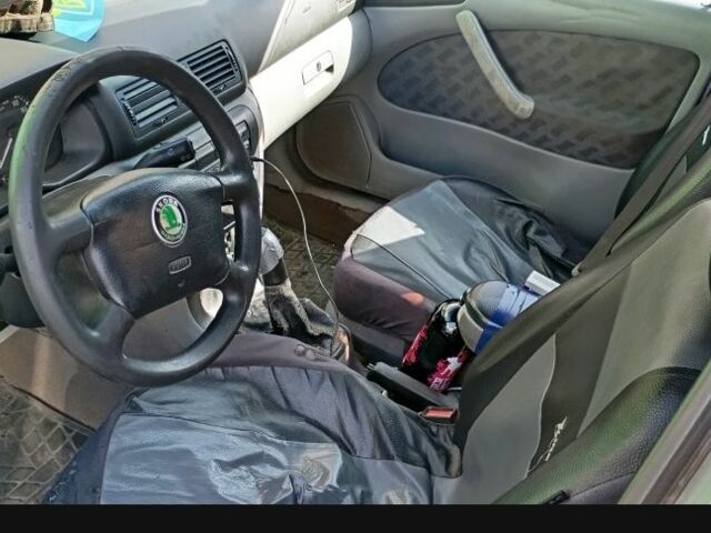 Сірий Шкода Октавія, об'ємом двигуна 0 л та пробігом 3 тис. км за 1600 $, фото 5 на Automoto.ua