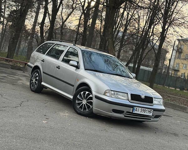 Серый Шкода Октавия, объемом двигателя 1.78 л и пробегом 250 тыс. км за 3699 $, фото 1 на Automoto.ua