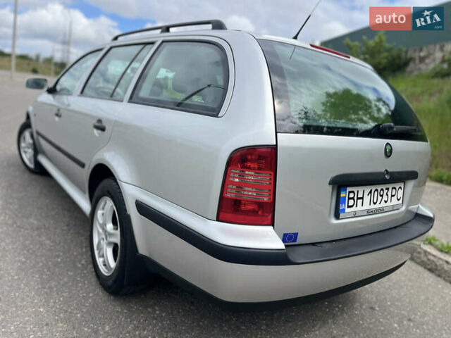 Серый Шкода Октавия, объемом двигателя 1.9 л и пробегом 241 тыс. км за 4300 $, фото 2 на Automoto.ua