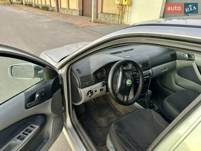 Серый Шкода Октавия, объемом двигателя 1.6 л и пробегом 230 тыс. км за 3500 $, фото 10 на Automoto.ua