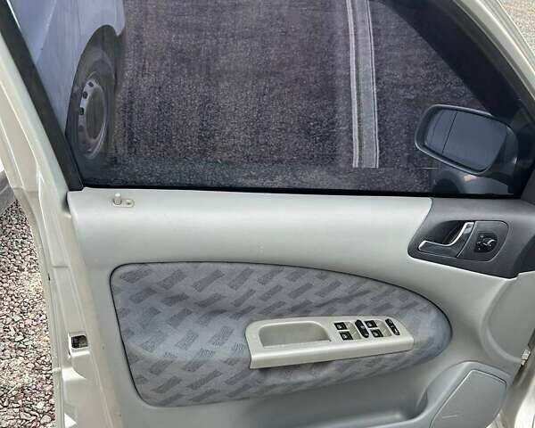 Серый Шкода Октавия, объемом двигателя 1.98 л и пробегом 300 тыс. км за 4950 $, фото 12 на Automoto.ua