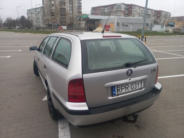 Серый Шкода Октавия, объемом двигателя 1.9 л и пробегом 400 тыс. км за 2400 $, фото 7 на Automoto.ua