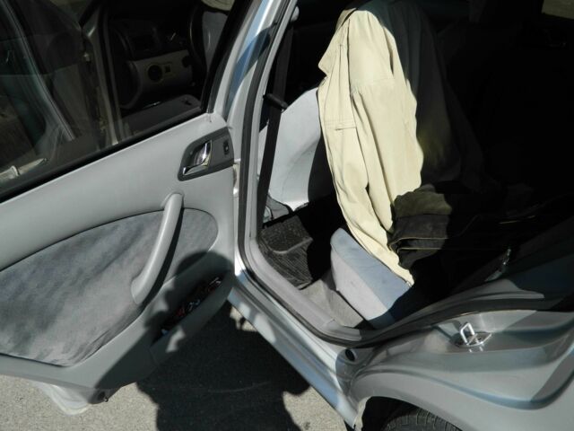 Серый Шкода Октавия, объемом двигателя 1.6 л и пробегом 260 тыс. км за 4200 $, фото 5 на Automoto.ua