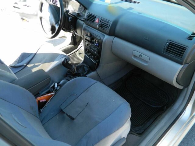 Серый Шкода Октавия, объемом двигателя 1.6 л и пробегом 260 тыс. км за 4200 $, фото 9 на Automoto.ua