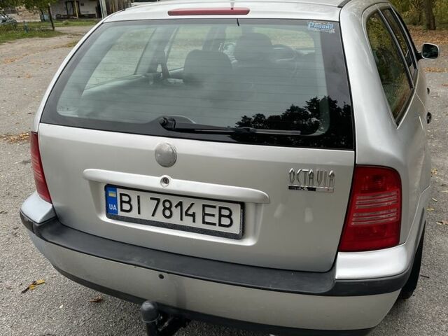 Серый Шкода Октавия, объемом двигателя 1.6 л и пробегом 272 тыс. км за 4200 $, фото 3 на Automoto.ua