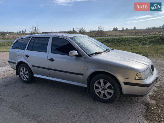 Серый Шкода Октавия, объемом двигателя 1.78 л и пробегом 400 тыс. км за 3000 $, фото 8 на Automoto.ua