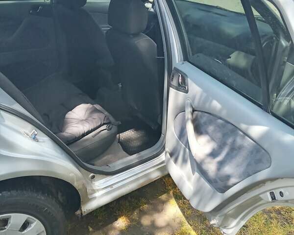 Серый Шкода Октавия, объемом двигателя 1.6 л и пробегом 273 тыс. км за 3700 $, фото 3 на Automoto.ua