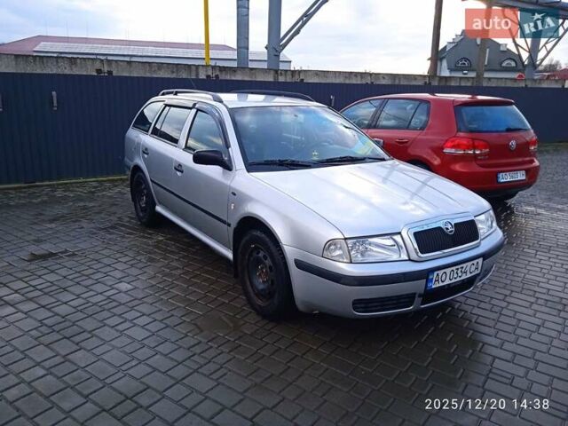 Серый Шкода Октавия, объемом двигателя 1.6 л и пробегом 322 тыс. км за 2900 $, фото 1 на Automoto.ua