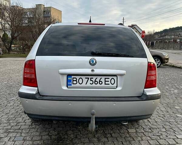 Серый Шкода Октавия, объемом двигателя 1.98 л и пробегом 300 тыс. км за 4950 $, фото 3 на Automoto.ua