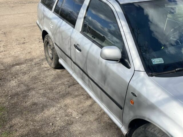 Серый Шкода Октавия, объемом двигателя 1.9 л и пробегом 325 тыс. км за 2700 $, фото 2 на Automoto.ua