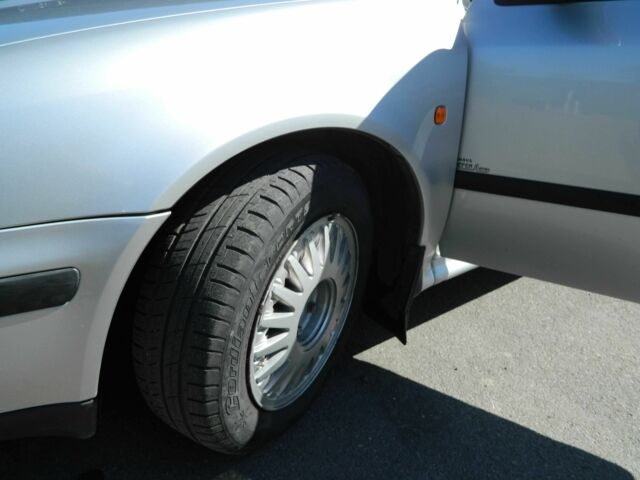 Серый Шкода Октавия, объемом двигателя 1.6 л и пробегом 260 тыс. км за 4200 $, фото 6 на Automoto.ua