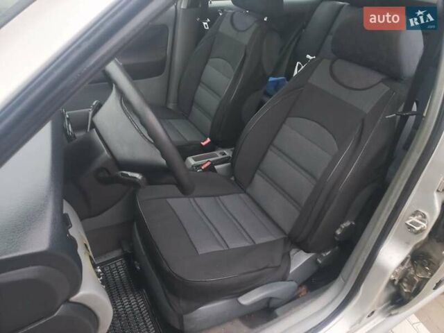 Сірий Шкода Октавія, об'ємом двигуна 1.9 л та пробігом 400 тис. км за 2400 $, фото 12 на Automoto.ua