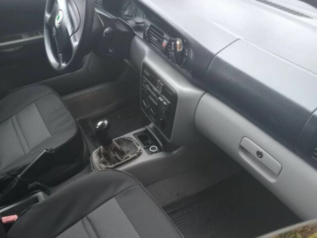 Серый Шкода Октавия, объемом двигателя 1.9 л и пробегом 400 тыс. км за 2600 $, фото 8 на Automoto.ua