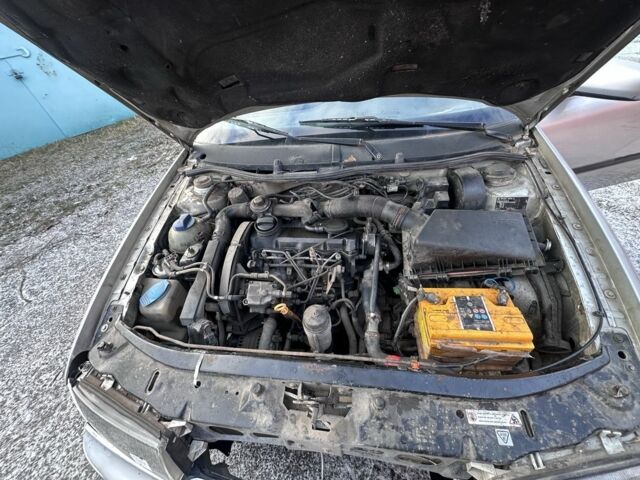 Серый Шкода Октавия, объемом двигателя 1.9 л и пробегом 300 тыс. км за 1800 $, фото 6 на Automoto.ua