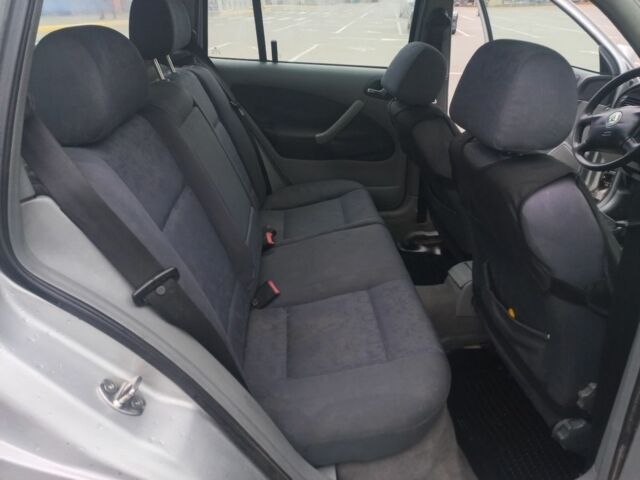 Сірий Шкода Октавія, об'ємом двигуна 1.9 л та пробігом 400 тис. км за 2400 $, фото 19 на Automoto.ua