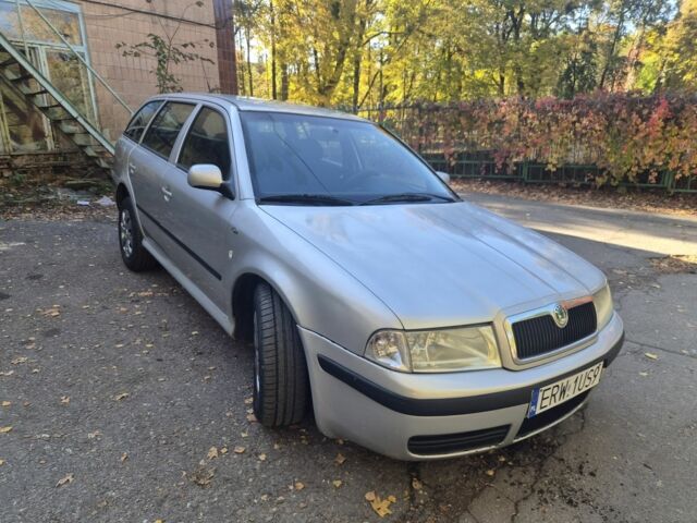Сірий Шкода Октавія, об'ємом двигуна 1.9 л та пробігом 300 тис. км за 2409 $, фото 1 на Automoto.ua