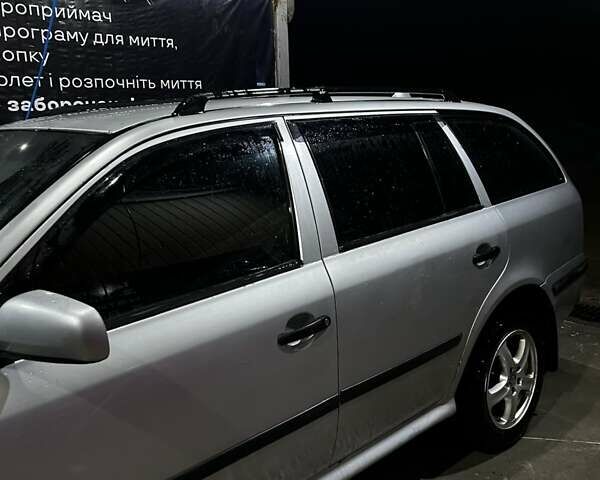 Серый Шкода Октавия, объемом двигателя 1.9 л и пробегом 350 тыс. км за 4650 $, фото 2 на Automoto.ua