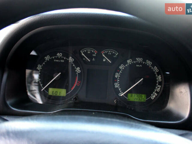 Серый Шкода Октавия, объемом двигателя 1.98 л и пробегом 317 тыс. км за 4000 $, фото 30 на Automoto.ua