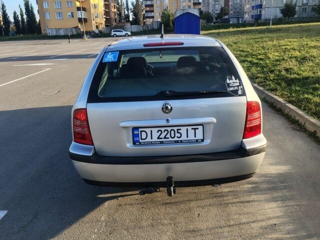 Серый Шкода Октавия, объемом двигателя 1.6 л и пробегом 225 тыс. км за 3800 $, фото 2 на Automoto.ua