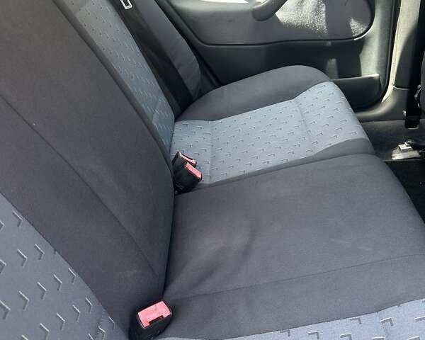 Серый Шкода Октавия, объемом двигателя 1.9 л и пробегом 245 тыс. км за 3602 $, фото 3 на Automoto.ua