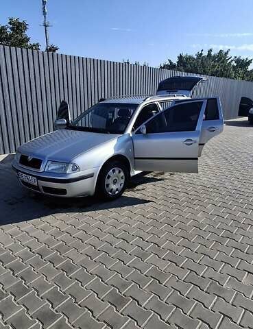 Серый Шкода Октавия, объемом двигателя 1.8 л и пробегом 260 тыс. км за 4500 $, фото 2 на Automoto.ua