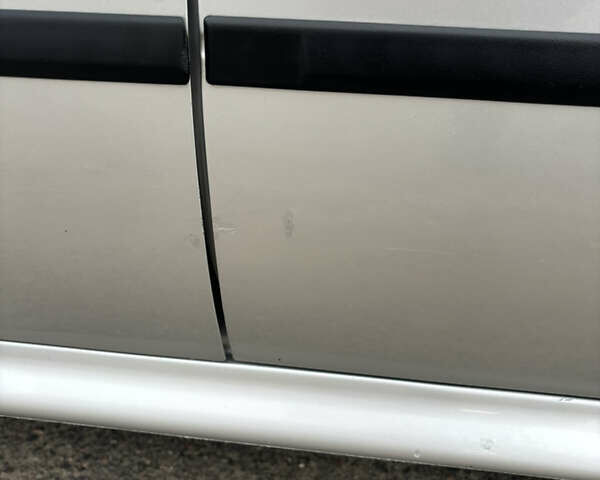Серый Шкода Октавия, объемом двигателя 1.6 л и пробегом 305 тыс. км за 4500 $, фото 11 на Automoto.ua
