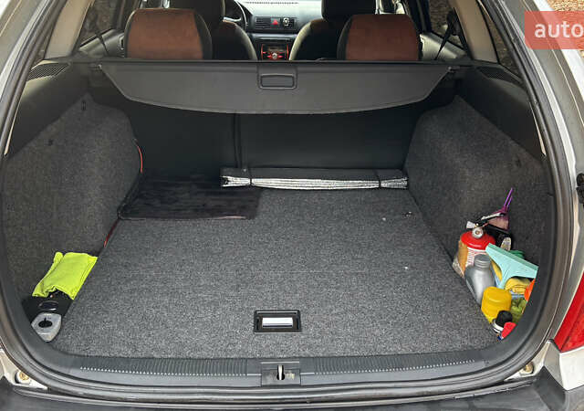 Сірий Шкода Октавія, об'ємом двигуна 1.98 л та пробігом 230 тис. км за 5000 $, фото 16 на Automoto.ua