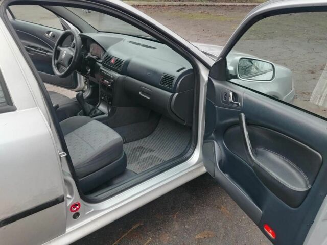 Сірий Шкода Октавія, об'ємом двигуна 1.6 л та пробігом 300 тис. км за 4500 $, фото 7 на Automoto.ua