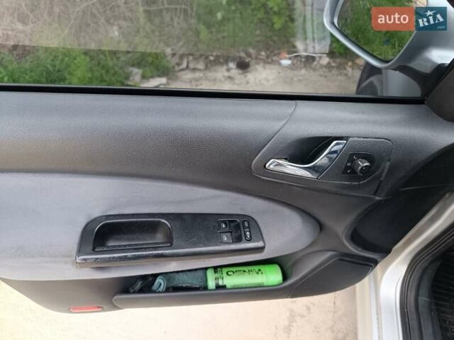 Серый Шкода Октавия, объемом двигателя 1.98 л и пробегом 210 тыс. км за 3900 $, фото 17 на Automoto.ua