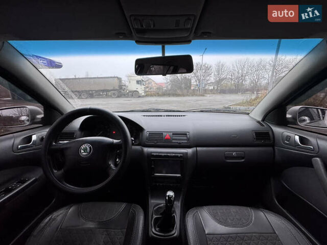 Сірий Шкода Октавія, об'ємом двигуна 1.8 л та пробігом 306 тис. км за 3900 $, фото 8 на Automoto.ua