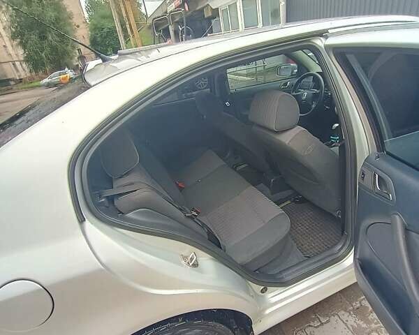 Серый Шкода Октавия, объемом двигателя 1.8 л и пробегом 258 тыс. км за 4300 $, фото 6 на Automoto.ua