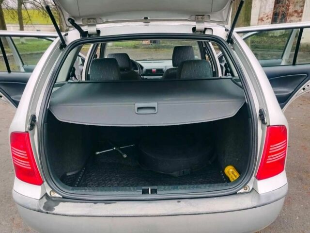 Сірий Шкода Октавія, об'ємом двигуна 1.6 л та пробігом 300 тис. км за 4500 $, фото 3 на Automoto.ua