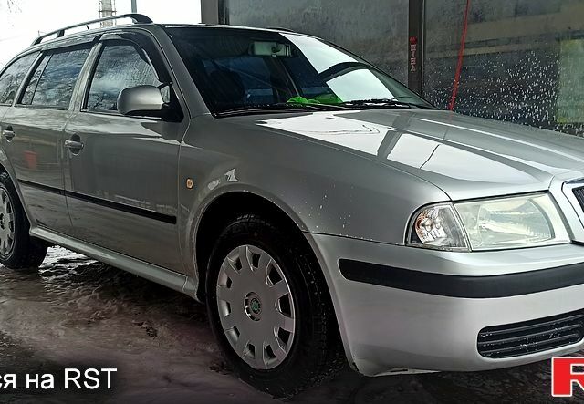 Сірий Шкода Октавія, об'ємом двигуна 1.6 л та пробігом 290 тис. км за 4800 $, фото 2 на Automoto.ua